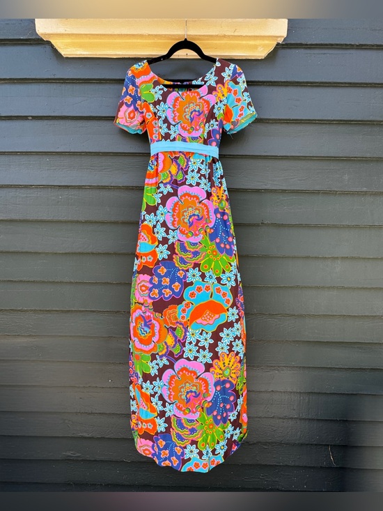 Vintage Dresses & Skirts - Late 1960s Early 1970s Psychedelic Floral Cotton Maxi Dress Sz XS